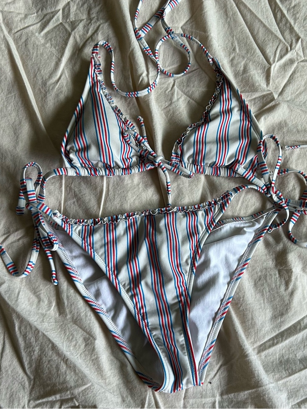 Wild Fable Women's Textured Ruffle Bikini Set Red Blue White Striped Size S/M